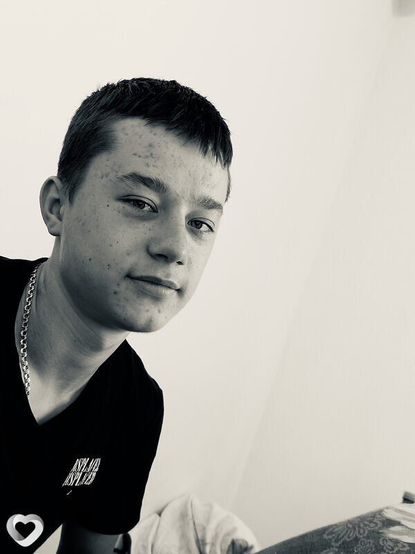 Михаил Медведев, 21, Омске — анкета №961173