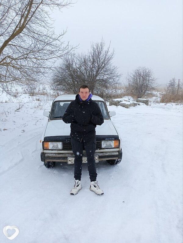 Андрей, 22, Старом Осколе — анкета №961550