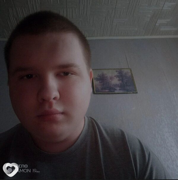 Максим, 22, Сызрани — анкета №962207