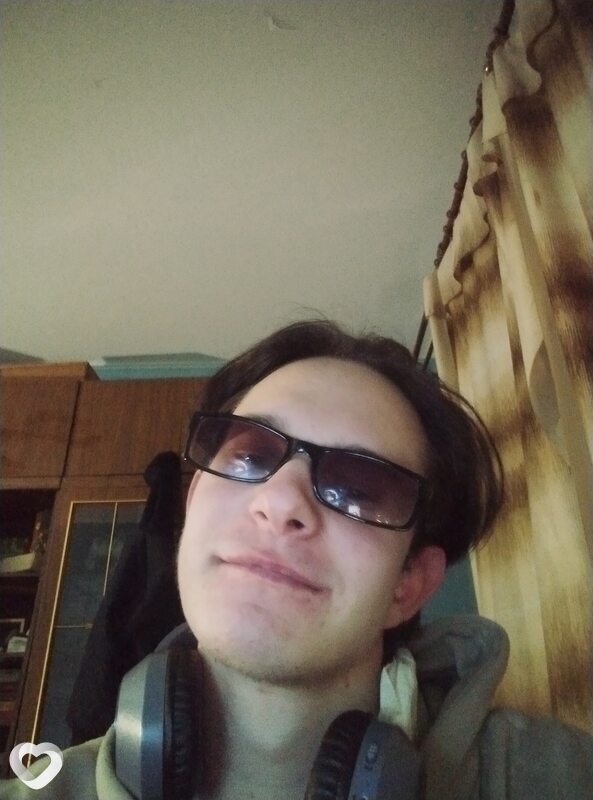 Денис, 21, Кобрине — анкета №962217
