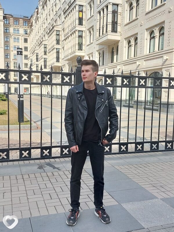 Владислав, 22, Москве — анкета №962718