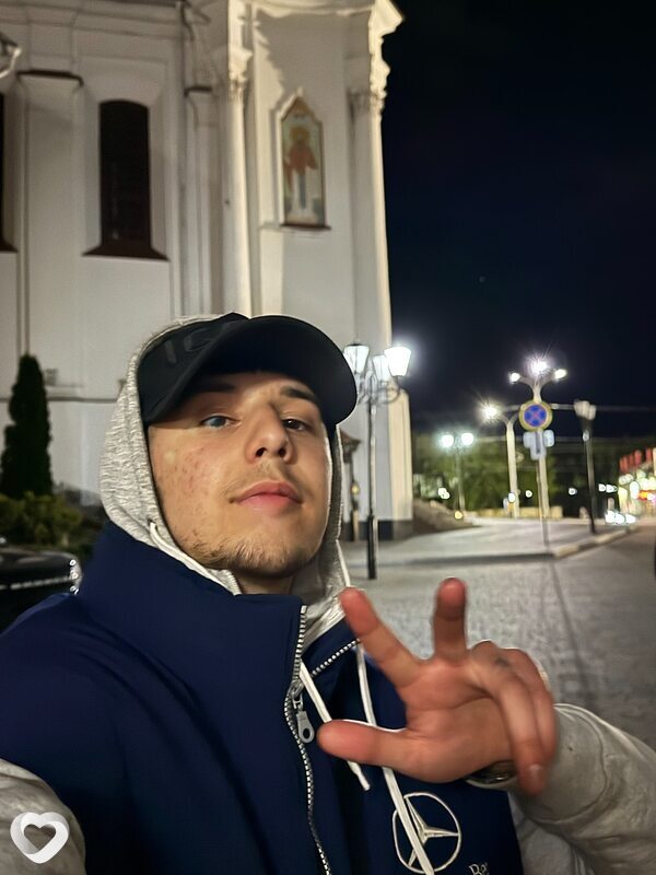 Максим, 21, Минске — анкета №963075