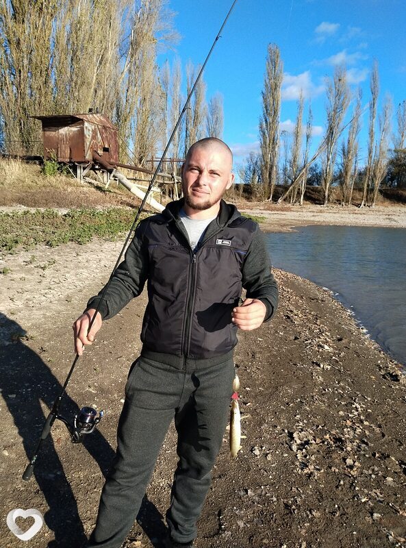 Максим, 27, Симферополе — анкета №963135
