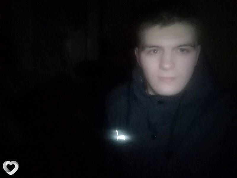 Санёк, 26, Москве — анкета №963376