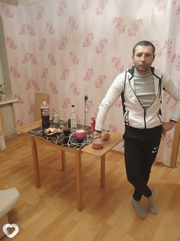 Саня, 39, Боровичах — анкета №964015