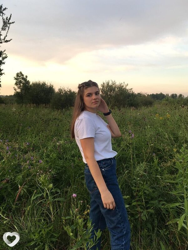Ульяна, 24, Барнауле — анкета №964016