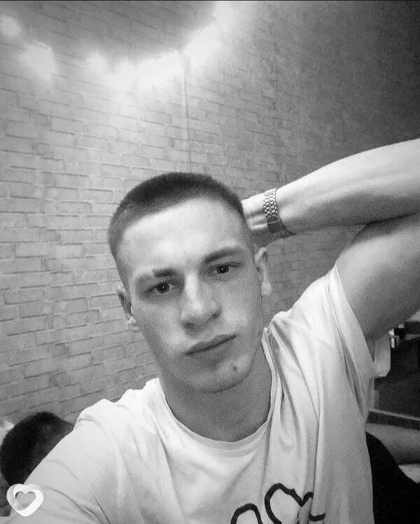 Евгений, 21, Гродно — анкета №964455