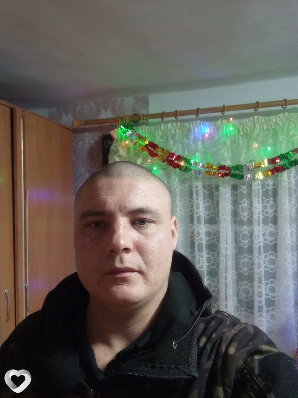 Игорь, 31, Стаханове — анкета №964672