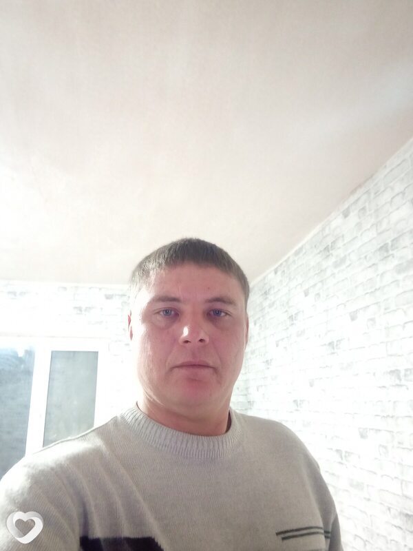 Игорь, 31, Стаханове — анкета №964613