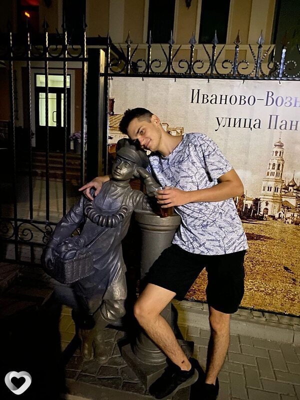 Виктор, 25, Москве — анкета №965485