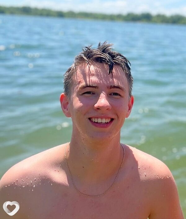 Влад, 22, Чите — анкета №965741