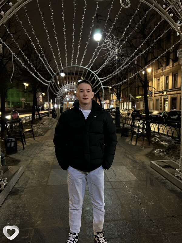 Лев, 22, Санкт-Петербурге — анкета №965890