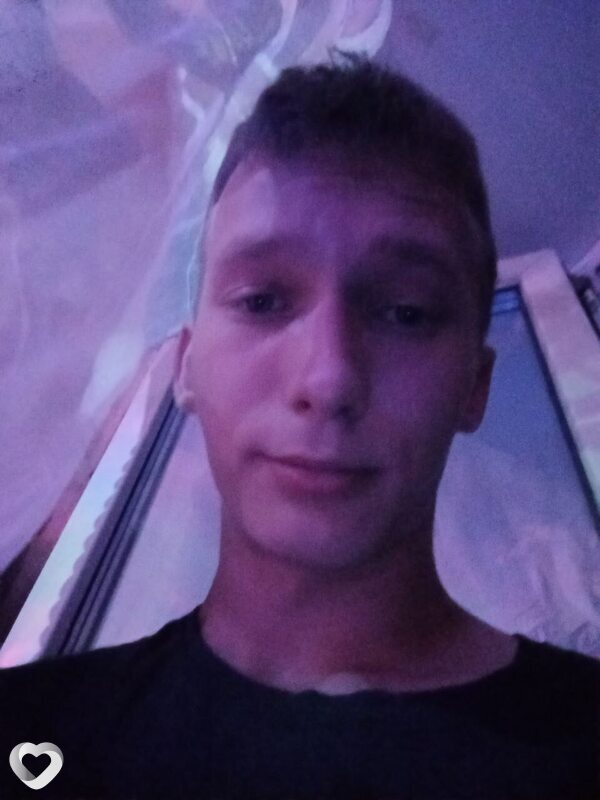 Вова, 25, Омске — анкета №966388