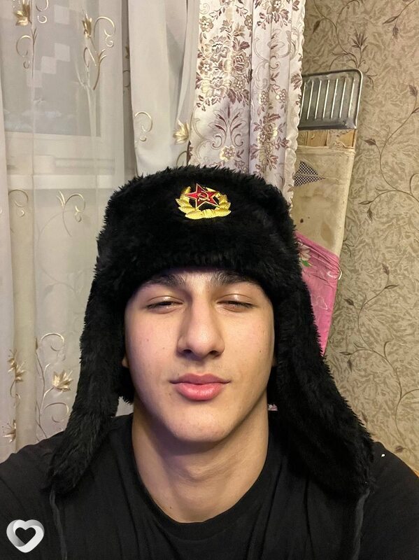 Юрик, 21, Москве — анкета №966396