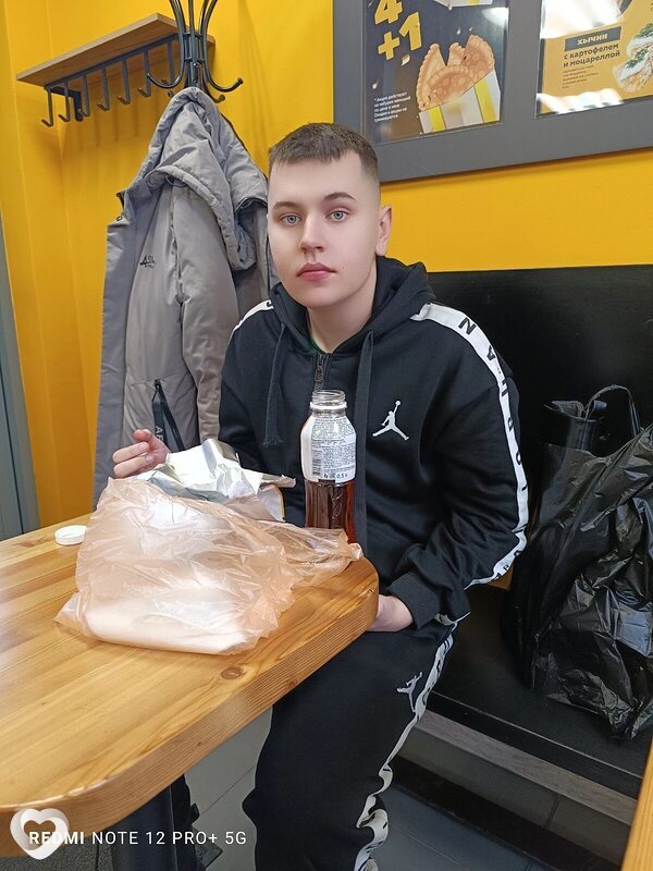 Егор, 20, Красноярске — анкета №966668