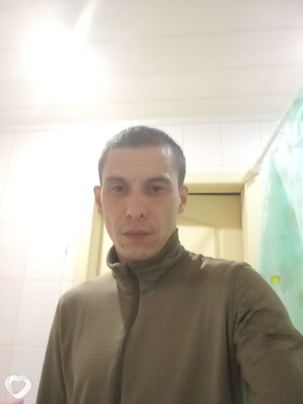 Олег, 36, Луганске — анкета №967210