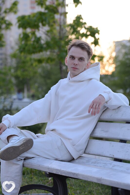 Олег, 24, Саратове — анкета №967852