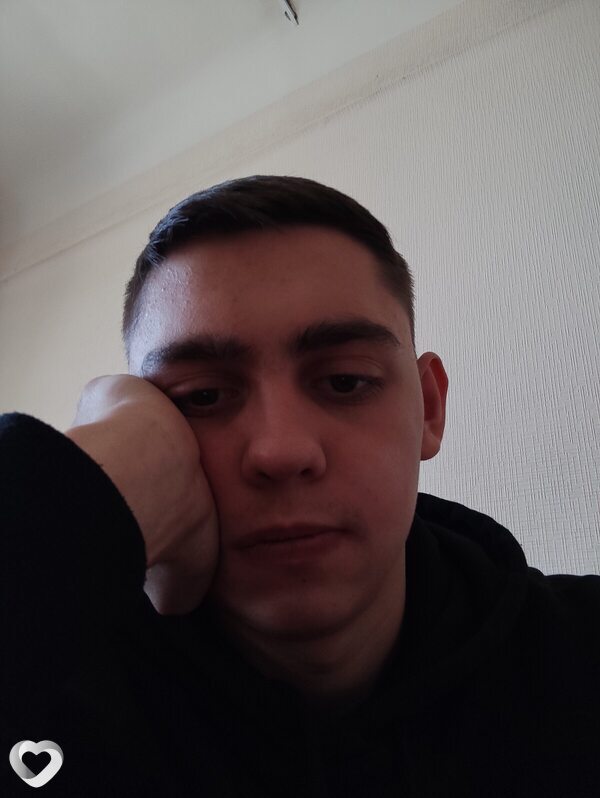 Александр, 20, Новосибирске — анкета №968536