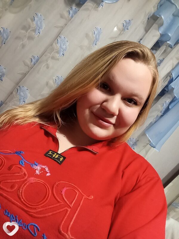 Даша, 22, Братске — анкета №970143