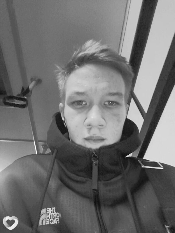 Иван, 22, Новокузнецке — анкета №972169