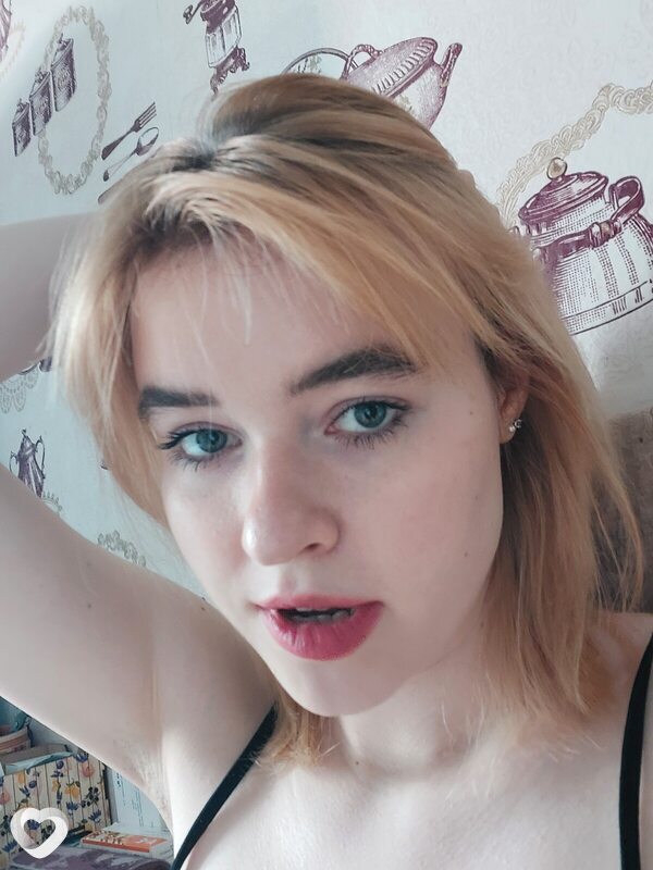 Александра, 23, Томске — анкета №972604