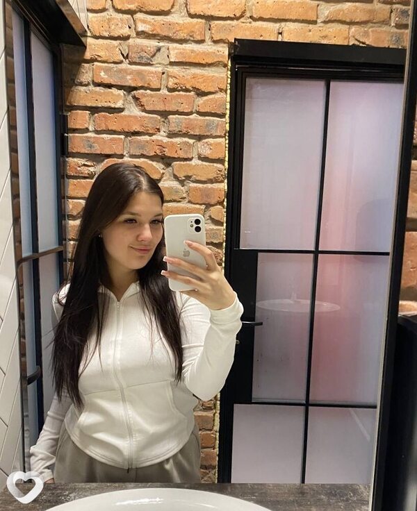 Виктория, 21, Абакане — анкета №973032