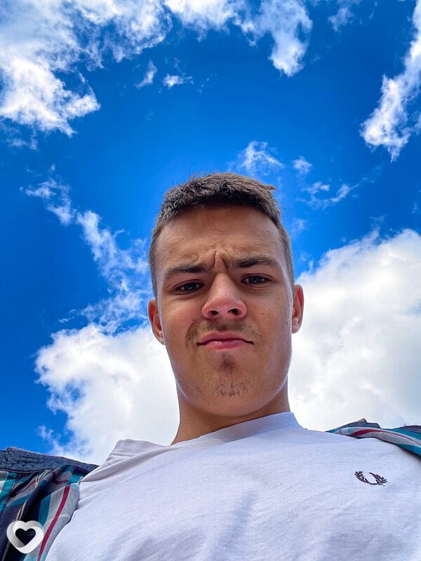 Андрей, 21, Москве — анкета №973698
