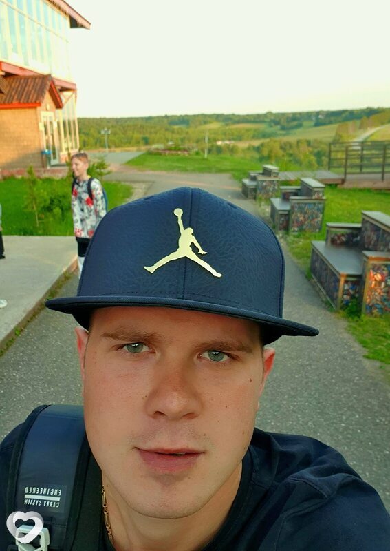 Денис, 26, Череповце — анкета №973831