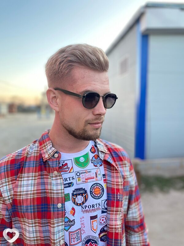 Макс, 25, Москве — анкета №974314