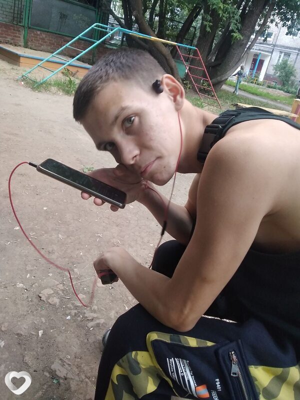 Влад, 21, Перми — анкета №974353