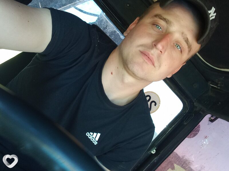 Дмитрий, 28, Ершове — анкета №974668