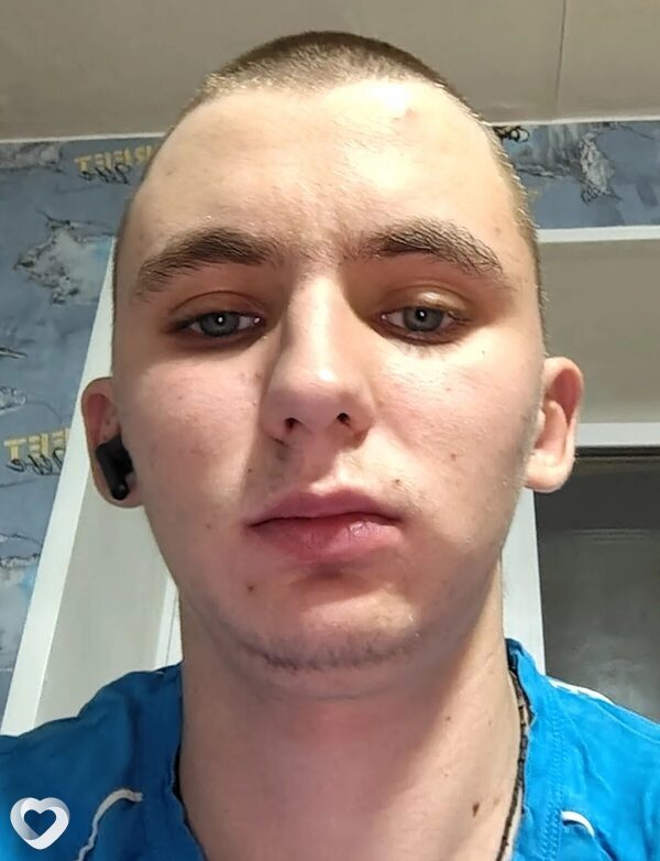 Антон, 22, Лысьве — анкета №974791