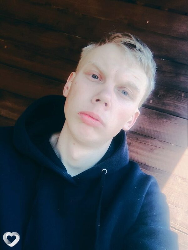 Данил, 23, Горно-Алтайске — анкета №975256