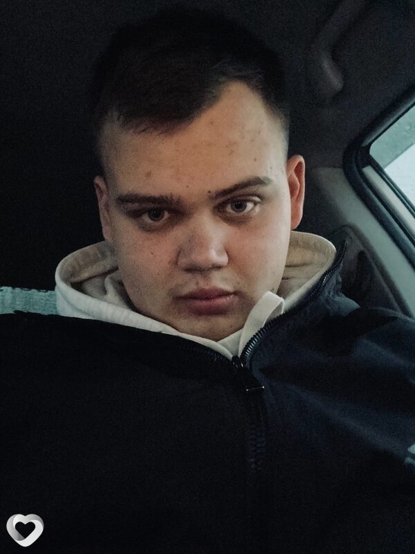Кирилл, 21, Москве — анкета №975414