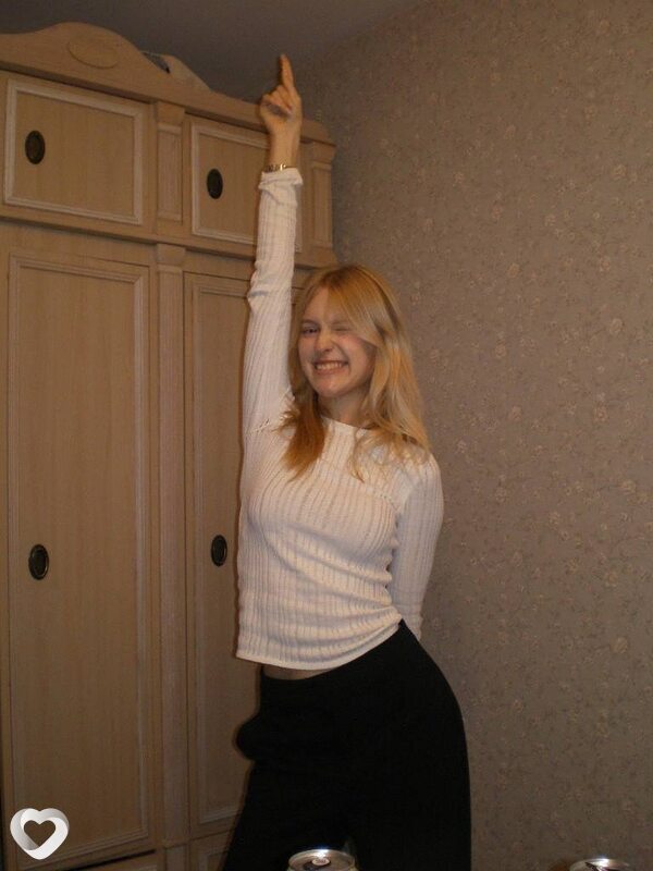 Алина, 25, Нерюнгри — анкета №975998
