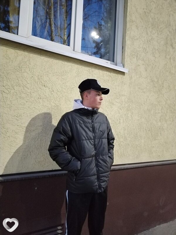Денис, 24, Москве — анкета №975861