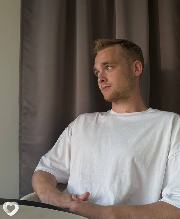 Дима, 26, Санкт-Петербурге — анкета №976402