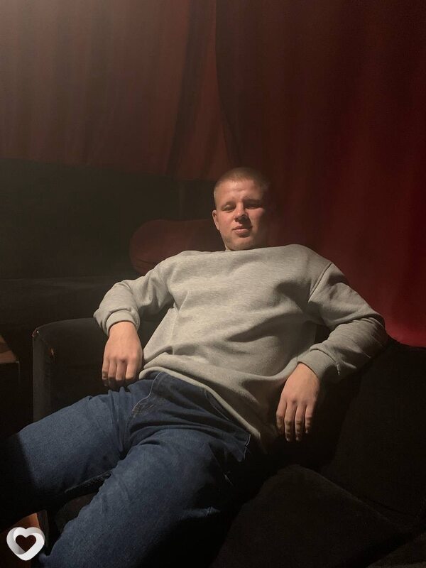 Данила, 23, Барнауле — анкета №976140