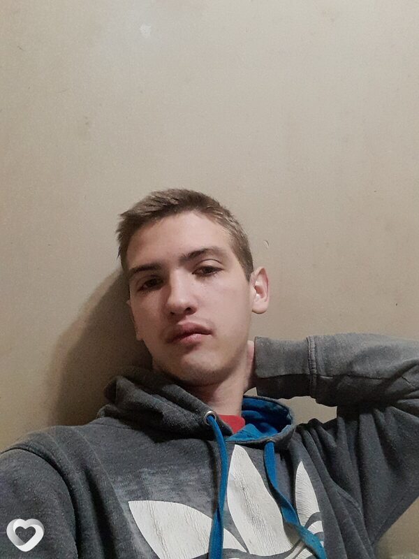 Алексей, 21, Солигорске — анкета №977673