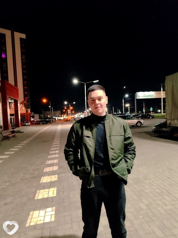 Илья, 26, Витебске — анкета №977930