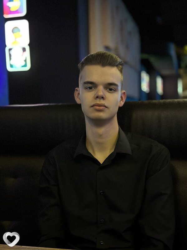 Сергей, 21, Санкт-Петербурге — анкета №978018