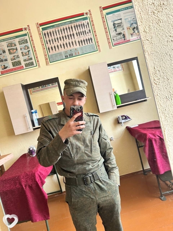 Артём, 20, Лиде — анкета №978068