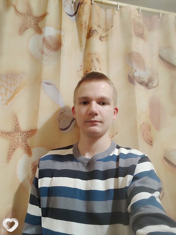 Кирилл, 23, Череповце — анкета №978151