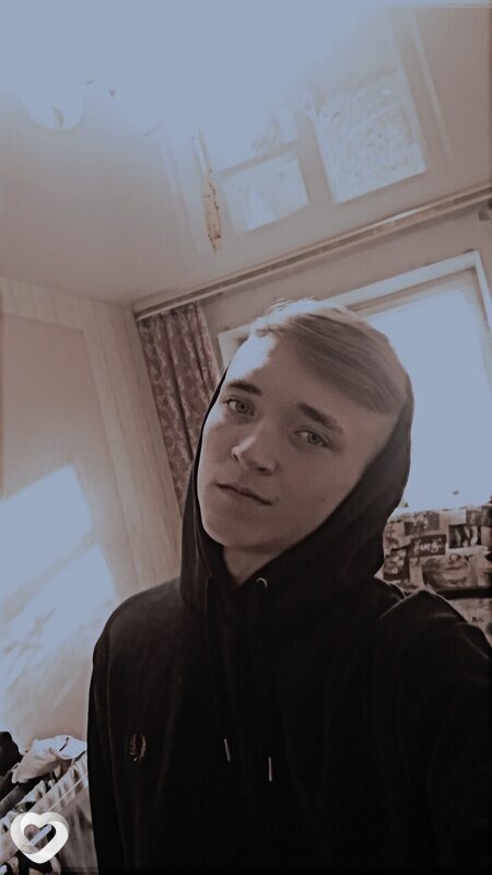 Дмитрий, 21, Уссурийске — анкета №978153