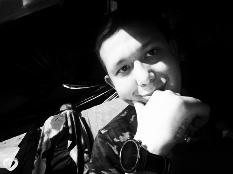 Денис, 28, Енакиеве — анкета №979110