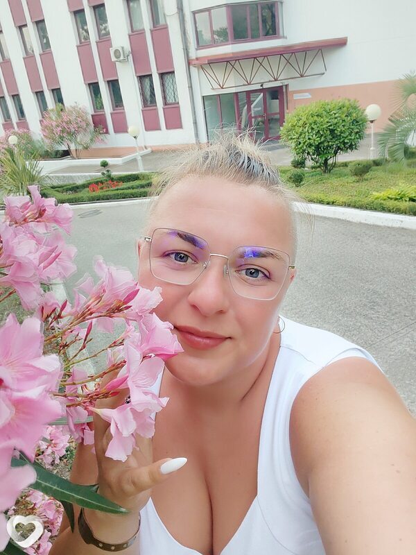 Аннушка, 33, Ростове-на-Дону — анкета №979516