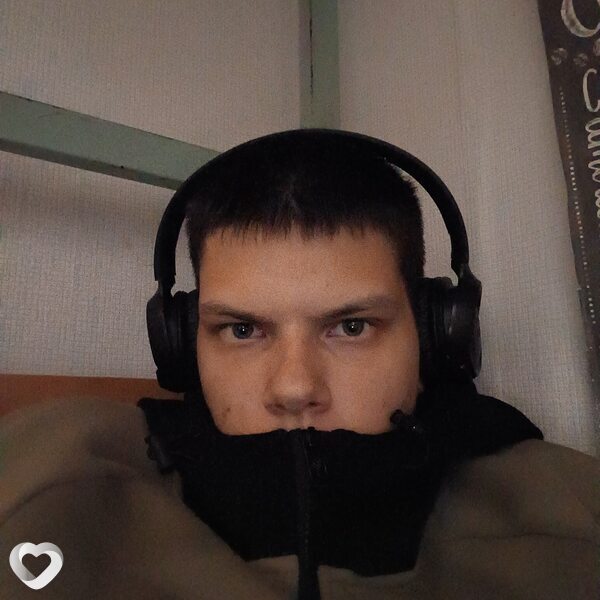 Михаил, 20, Жлобине — анкета №979531
