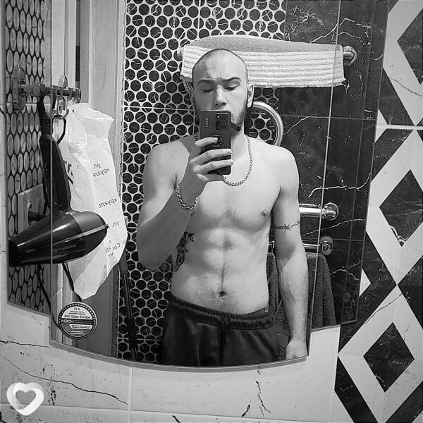 Ян, 20, Москве — анкета №979784