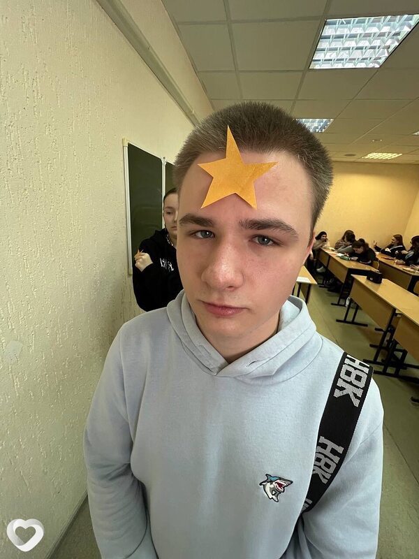 Антон, 21, Москве — анкета №979583