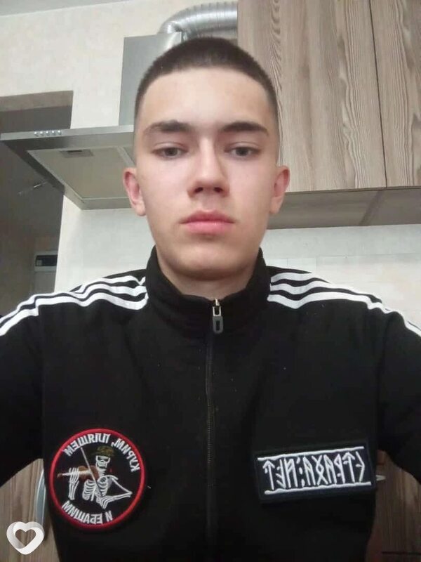 Евгений, 21, Чехове — анкета №979863